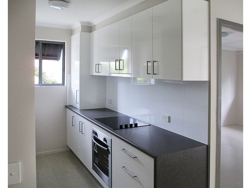 5/28 Miles Street, Coolangatta QLD 4225