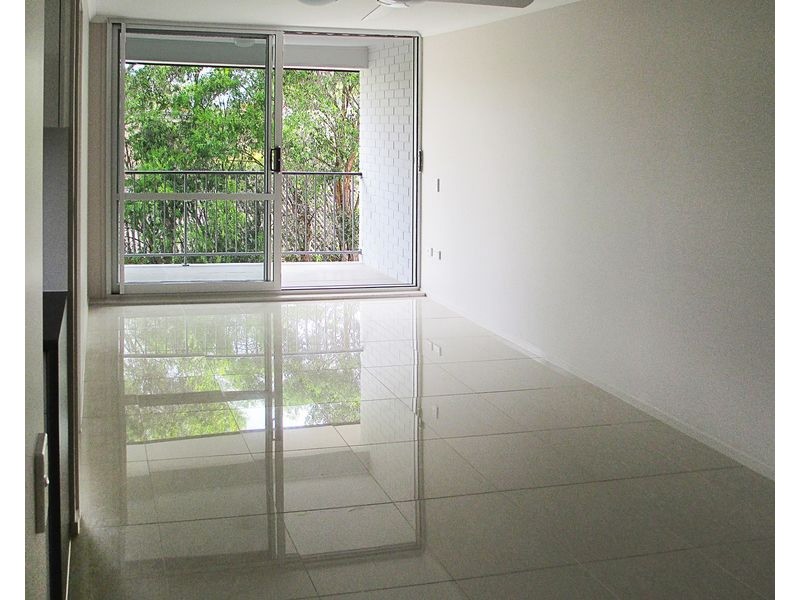 5/28 Miles Street, Coolangatta QLD 4225