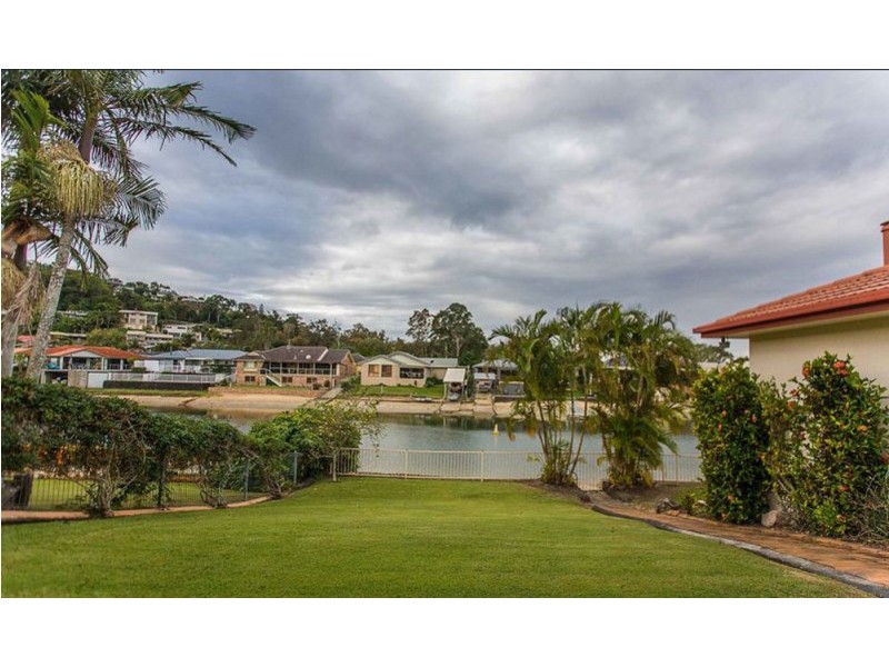 9 Captains Way, Banora Point NSW 2486