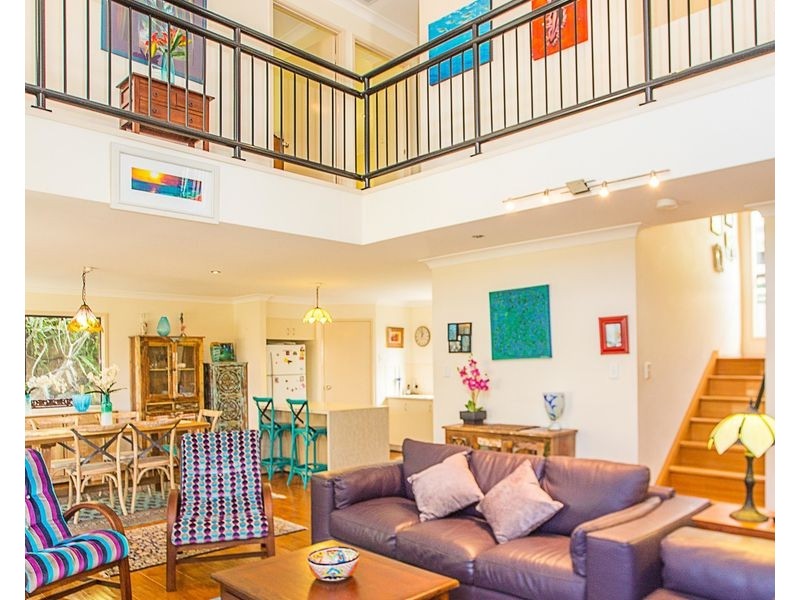 27 Grassmere Court, Banora Point NSW 2486