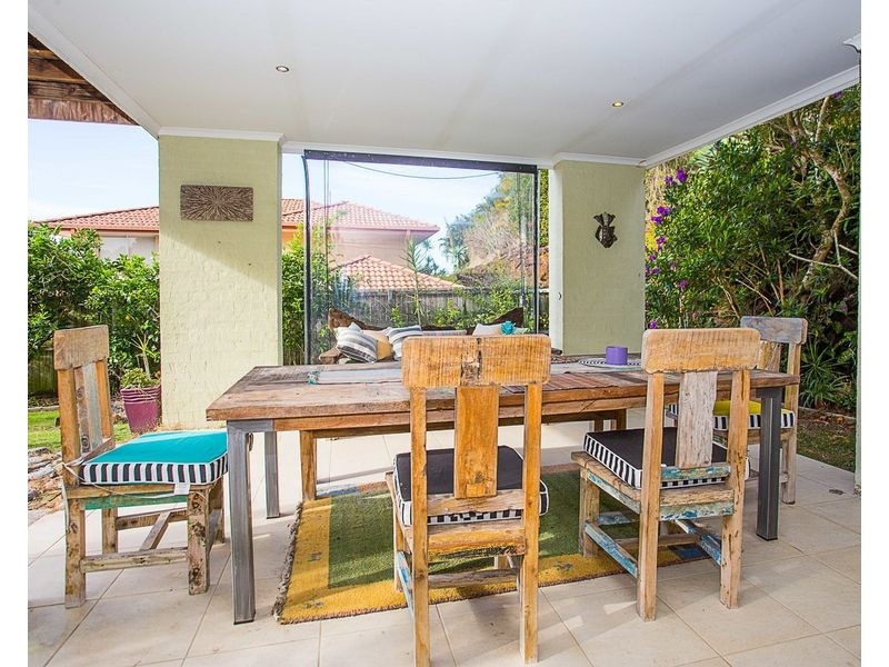 27 Grassmere Court, Banora Point NSW 2486