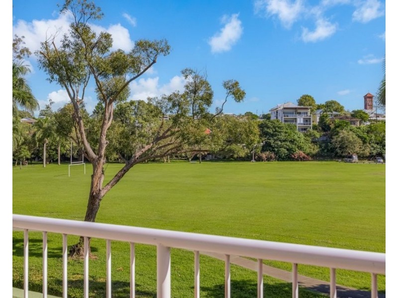 8/29-31 Dixon Street, Coolangatta QLD 4225