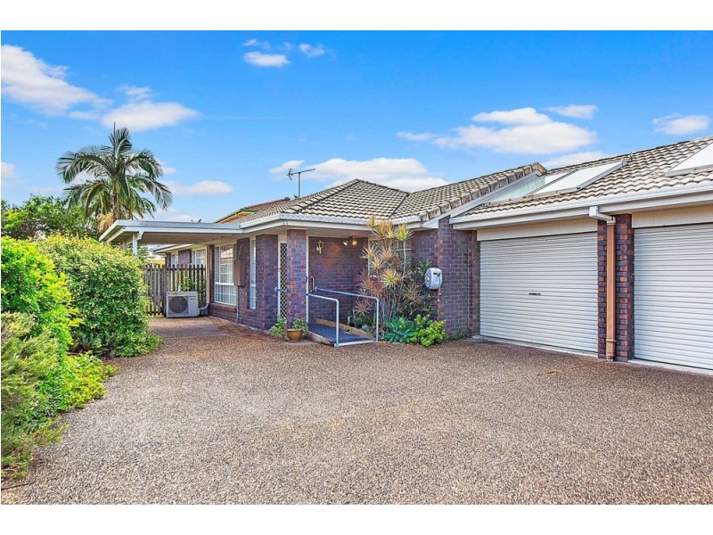 2/3 Alexander Court, Tweed Heads South NSW 2486