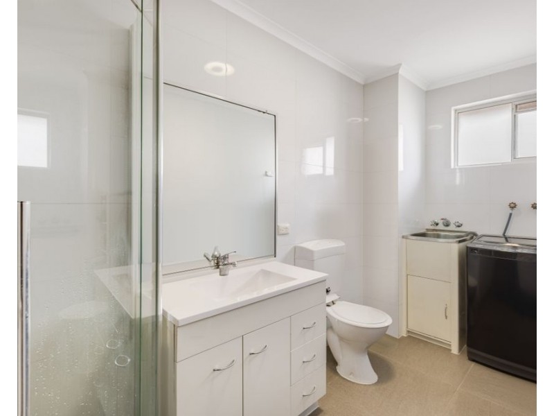 16/28 Miles Street, Coolangatta QLD 4225