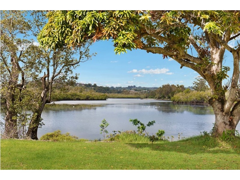218 Kennedy Drive, Tweed Heads West NSW 2485