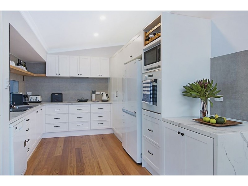 7 Winders Avenue, Tugun QLD 4224