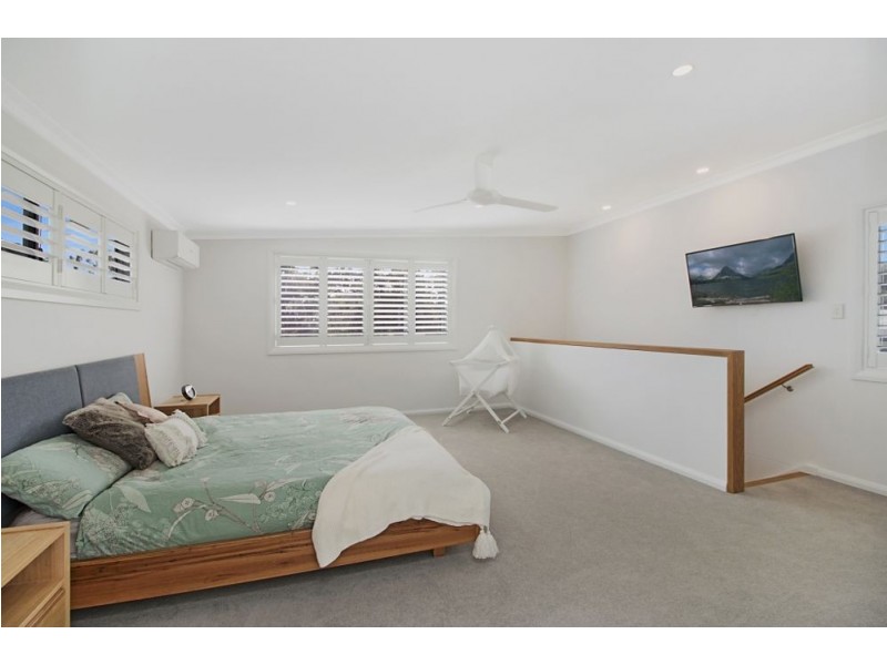 7 Winders Avenue, Tugun QLD 4224