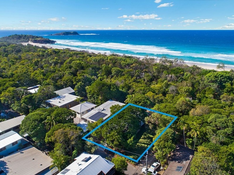 18 Dune Street, Fingal Head NSW 2487