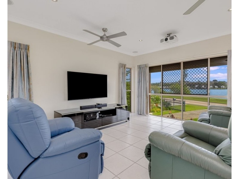 17 Fingal Road, Fingal Head NSW 2487