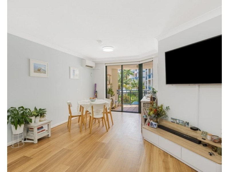 221-223/99 Griffith Street, Coolangatta QLD 4225