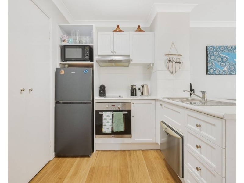 221-223/99 Griffith Street, Coolangatta QLD 4225