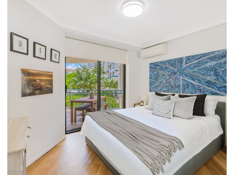 221-223/99 Griffith Street, Coolangatta QLD 4225