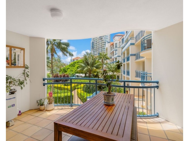 221-223/99 Griffith Street, Coolangatta QLD 4225