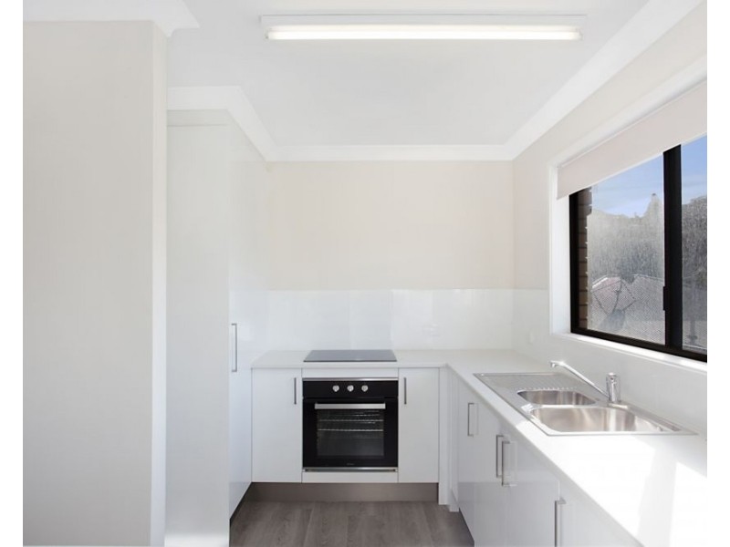 1/76 McLean Street, Coolangatta QLD 4225