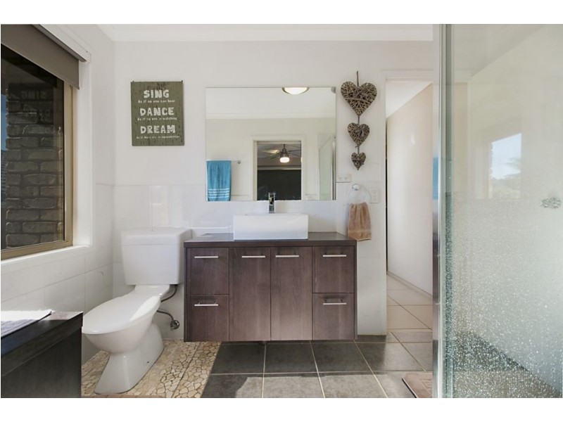 1/13 Kintyre Crescent, Banora Point NSW 2486