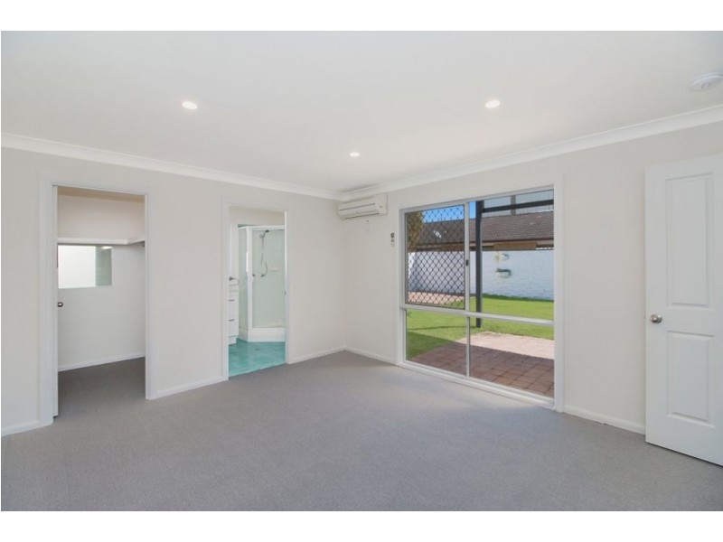 19 Riviera Avenue, Tweed Heads West NSW 2485