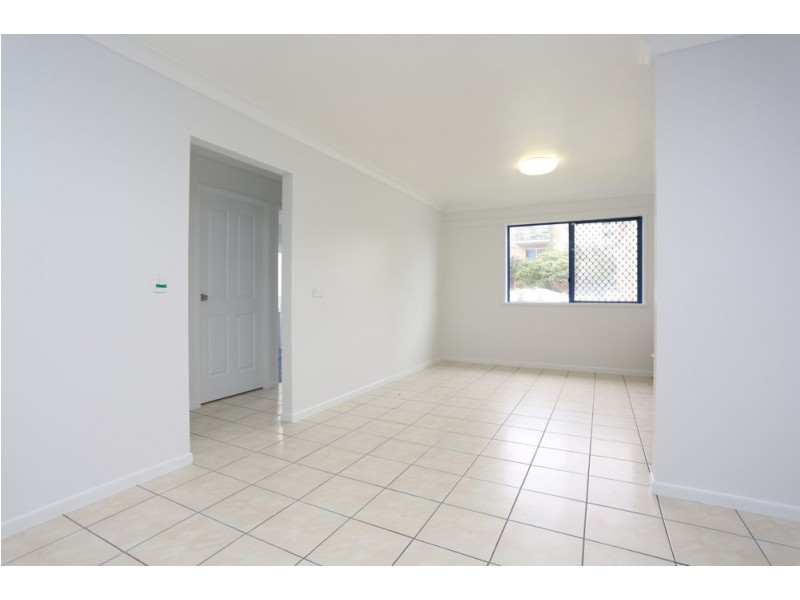 1/8 Lord Street, Coolangatta QLD 4225