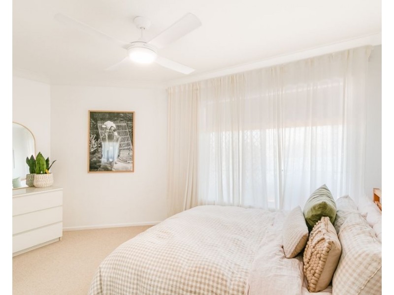 4/10 Tweed Street, Coolangatta QLD 4225