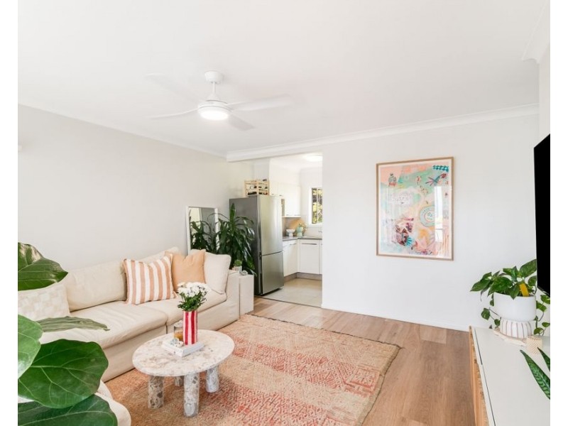 4/10 Tweed Street, Coolangatta QLD 4225