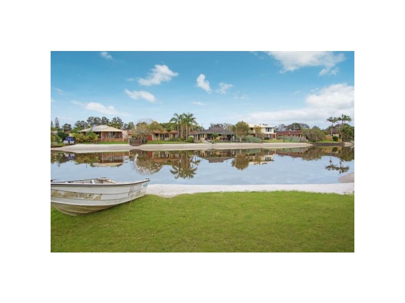 26 Blue Waters Crescent, Tweed Heads NSW 2485