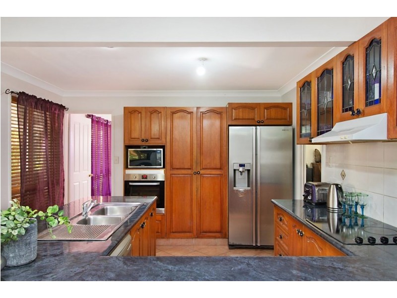 4 Paula Court, Pottsville NSW 2489