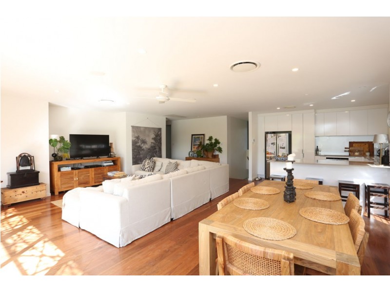 1/67 Stapylton Street, Coolangatta QLD 4225