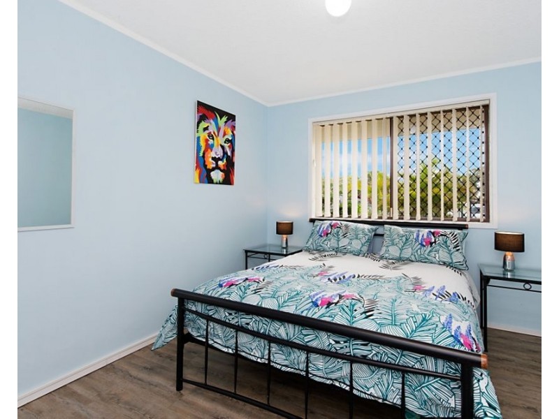 2/23 Coolangatta Road, Kirra QLD 4225