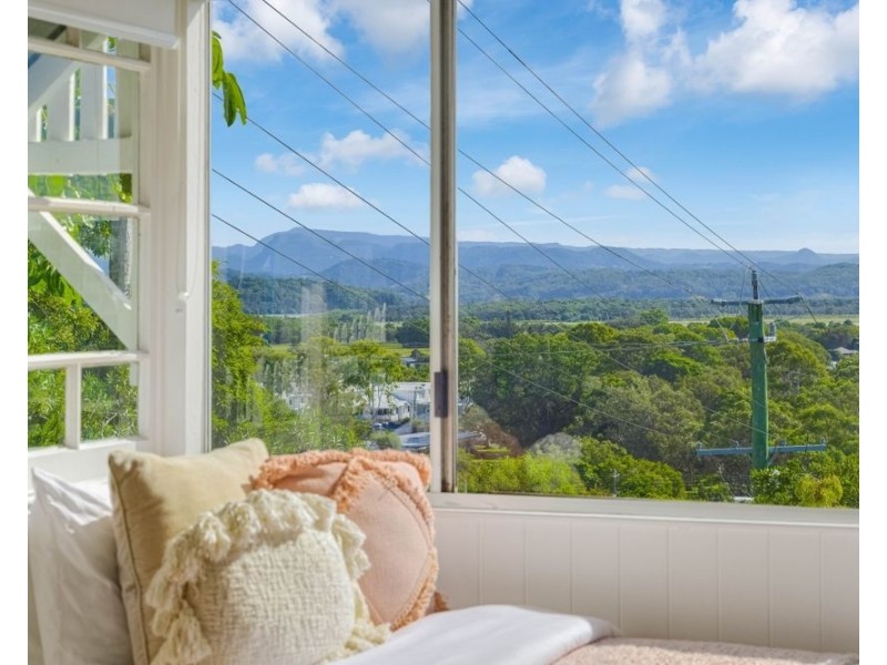 25 Tweed Street, Coolangatta QLD 4225