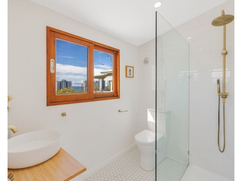 25 Tweed Street, Coolangatta QLD 4225