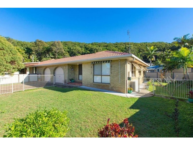 2/73a Old Ferry Road, Banora Point NSW 2486