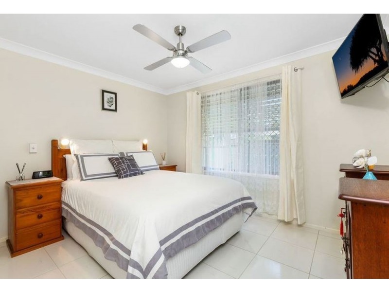 2/73a Old Ferry Road, Banora Point NSW 2486