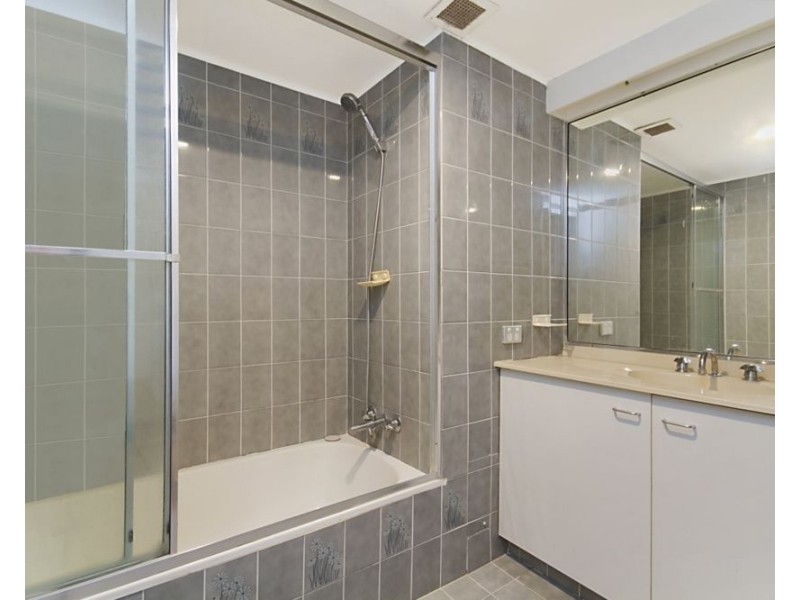 3B/3 Eden Street   YACHT HARBOUR TOWERS, Tweed Heads NSW 2485