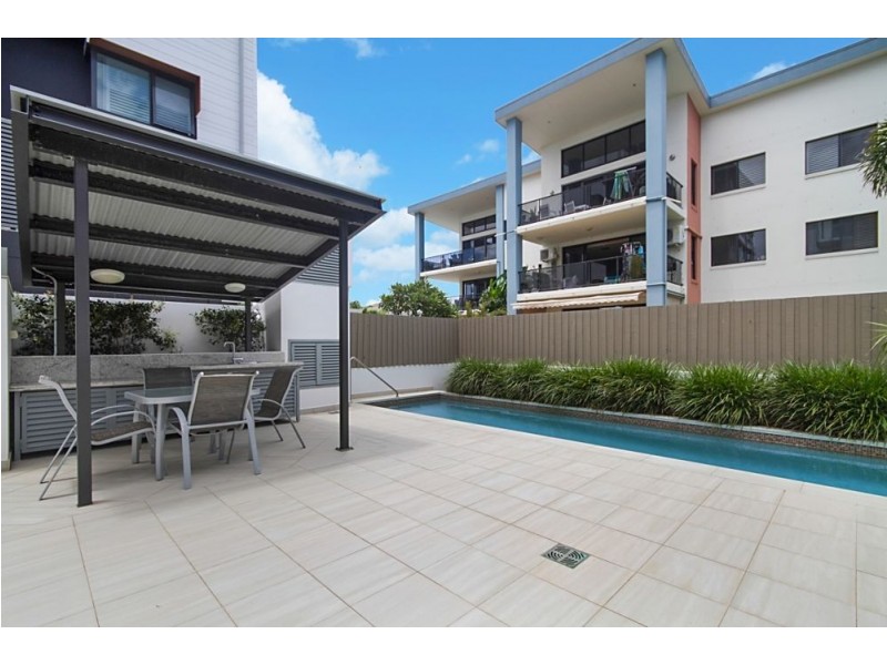 201/108 Pacific Parade, Bilinga QLD 4225