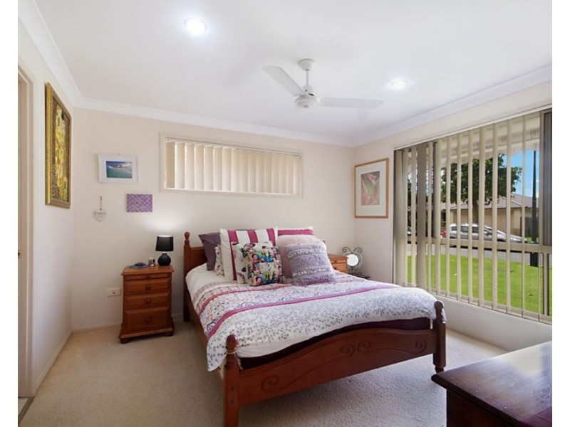 1/8 Macquarie Street, Banora Point NSW 2486