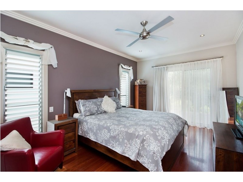 104 Riverside Drive, Tumbulgum NSW 2490