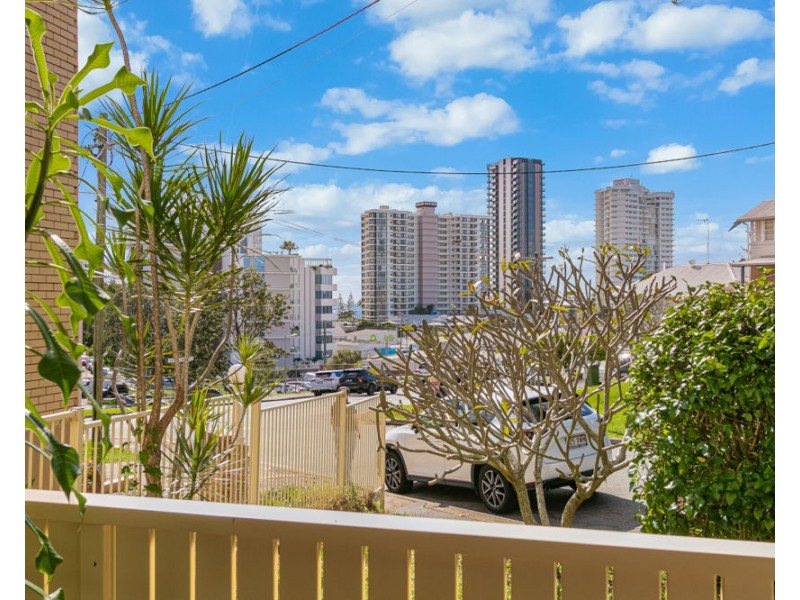 1/37 Garrick Street, Coolangatta QLD 4225