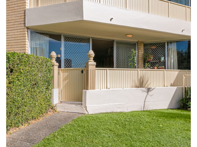 1/37 Garrick Street, Coolangatta QLD 4225