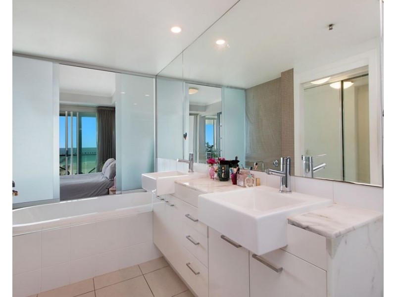 503/120 Marine Parade, Coolangatta QLD 4225