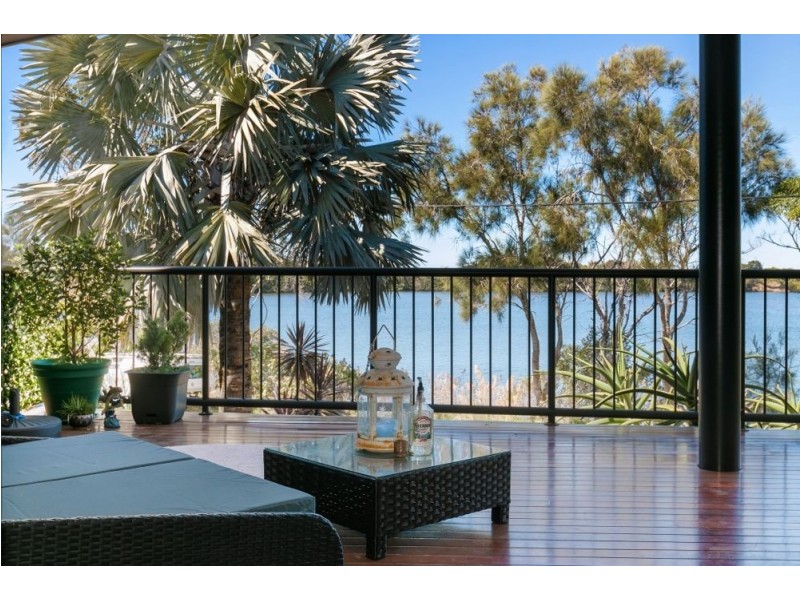 7 Wommin Lake Cres, Fingal Head NSW 2487