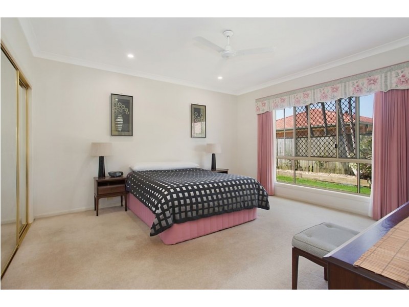 15 Kimberley Circuit, Banora Point NSW 2486