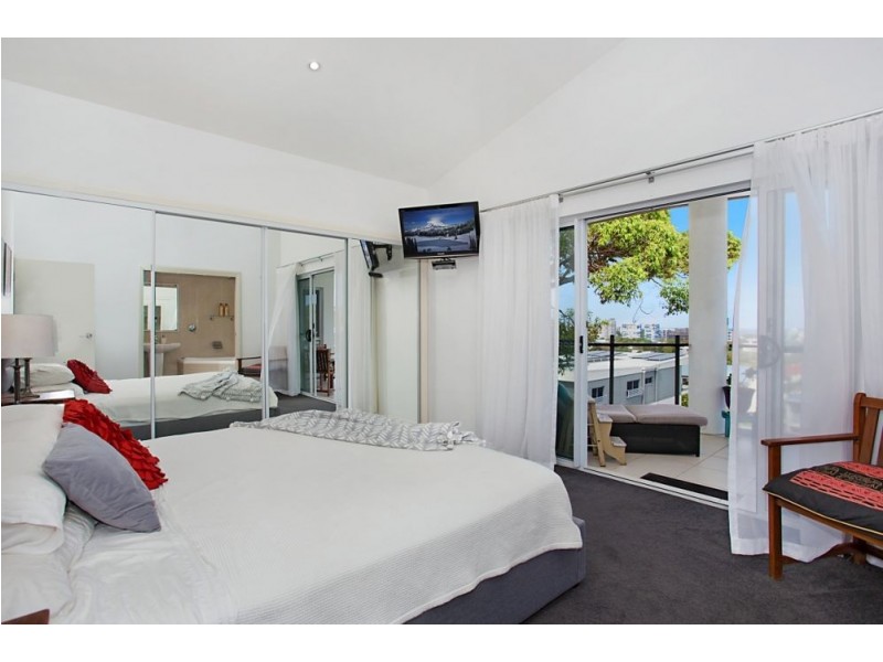 7/50 Rutledge Street, Coolangatta QLD 4225