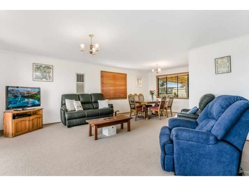 31 Oakland Parade, Banora Point NSW 2486