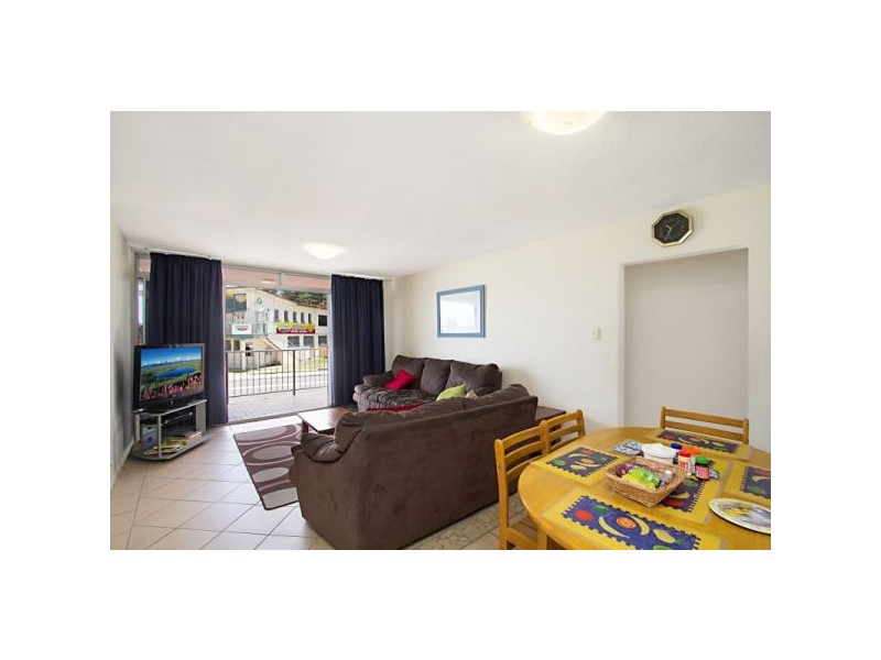 2/140 Marine Parade, Coolangatta QLD 4225