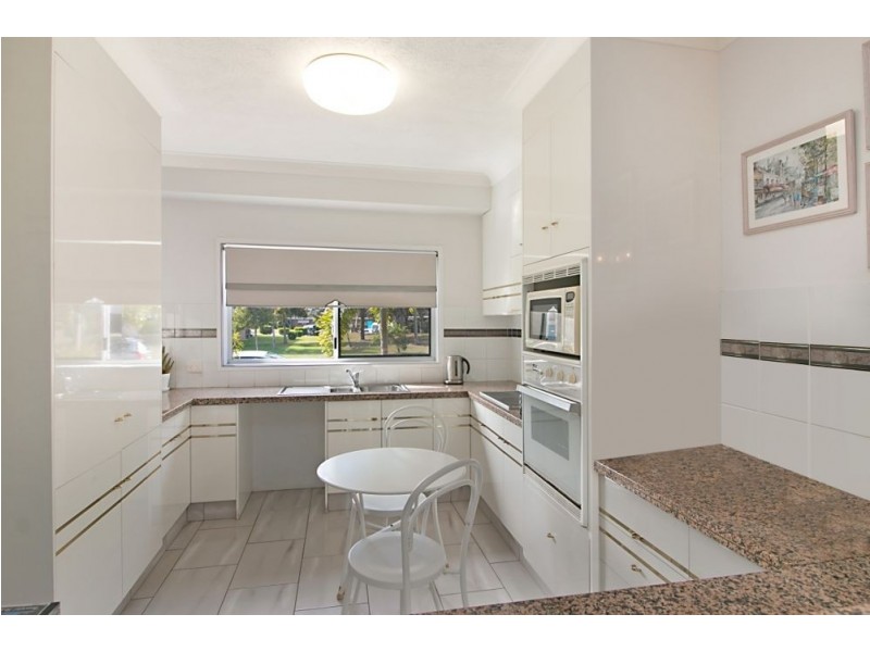 1/8 Tupia Avenue, Tweed Heads NSW 2485