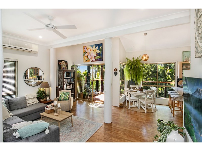 1 Myeerimba Parade, Tweed Heads West NSW 2485
