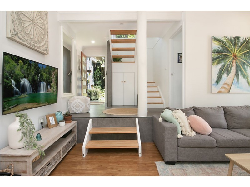 1 Myeerimba Parade, Tweed Heads West NSW 2485