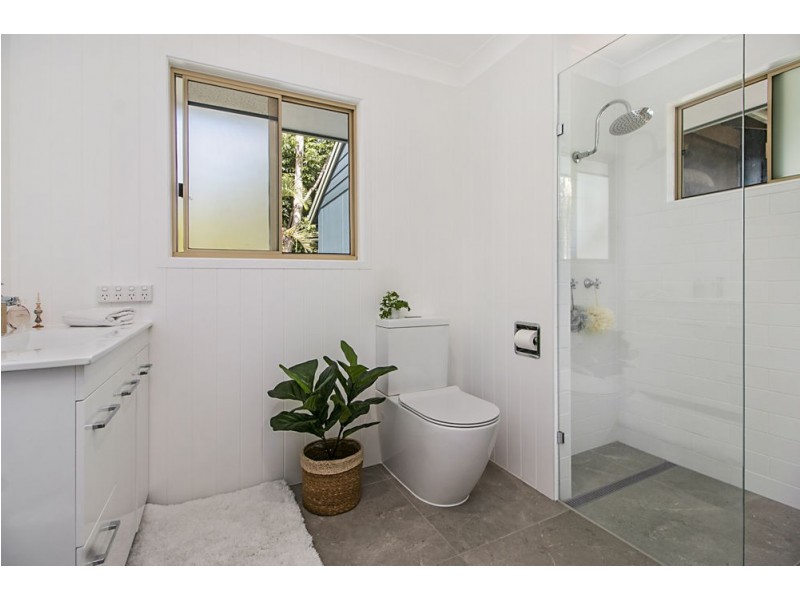 1 Myeerimba Parade, Tweed Heads West NSW 2485