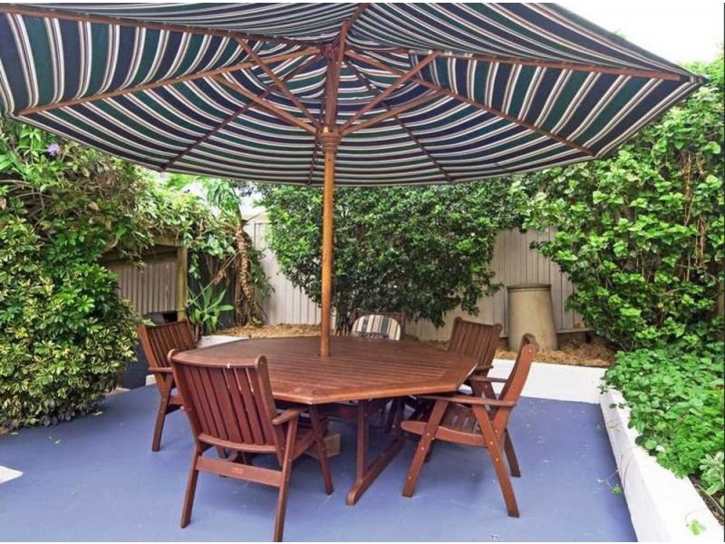 37 Dutton Street, Coolangatta QLD 4225