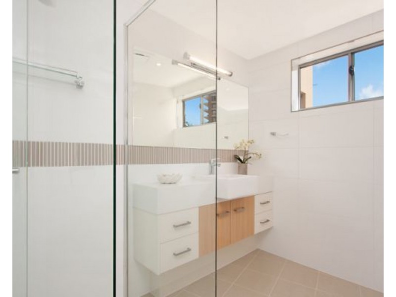 1/16-18 Eden Avenue  “MAILI”, Coolangatta QLD 4225