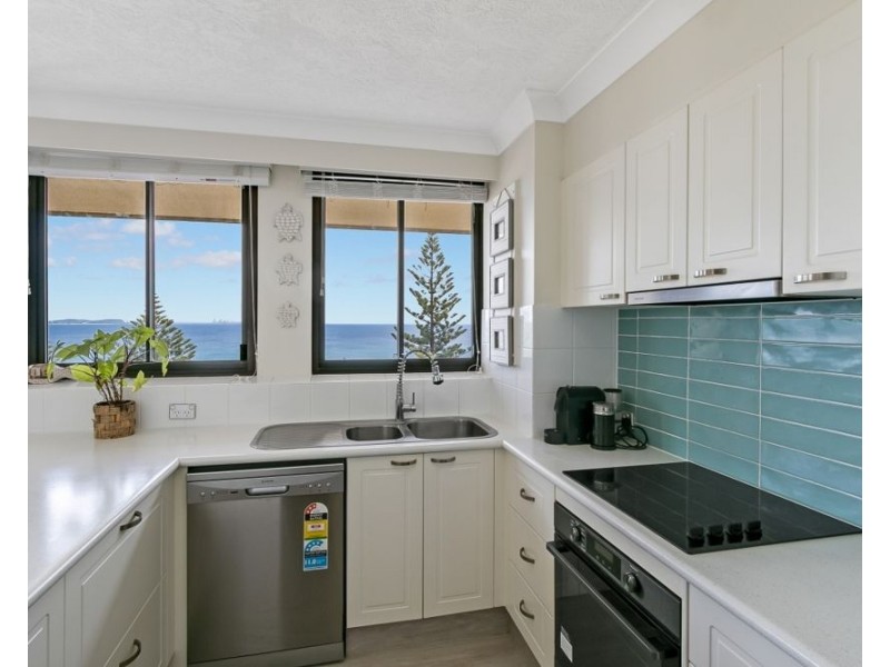 37/190 Marine Parade, Rainbow Bay QLD 4225